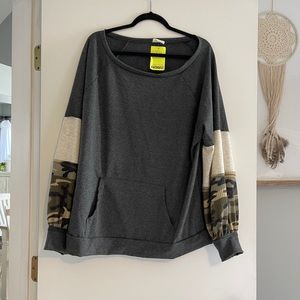Grey scoop neck camo balloon sleeve sweatshirt